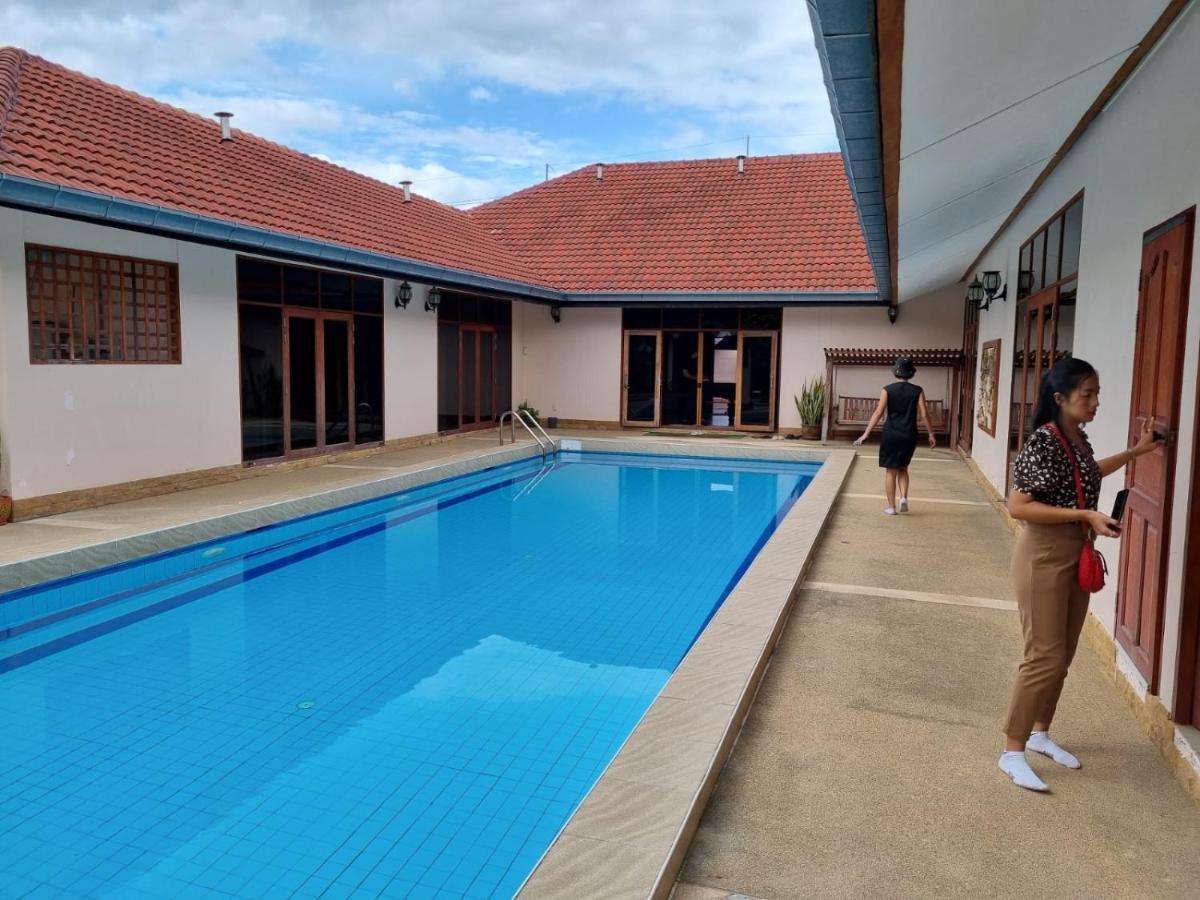 Meyers Hua Hin Hotel Екстериор снимка