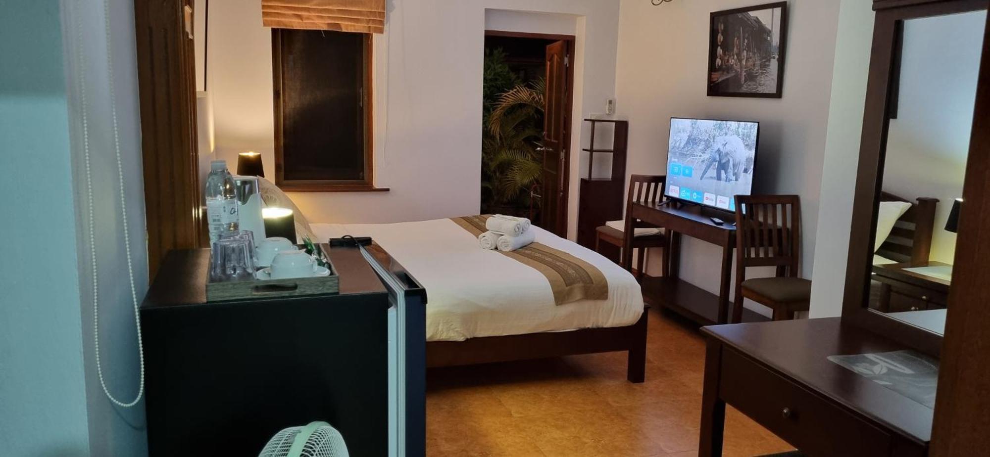 Meyers Hua Hin Hotel Екстериор снимка