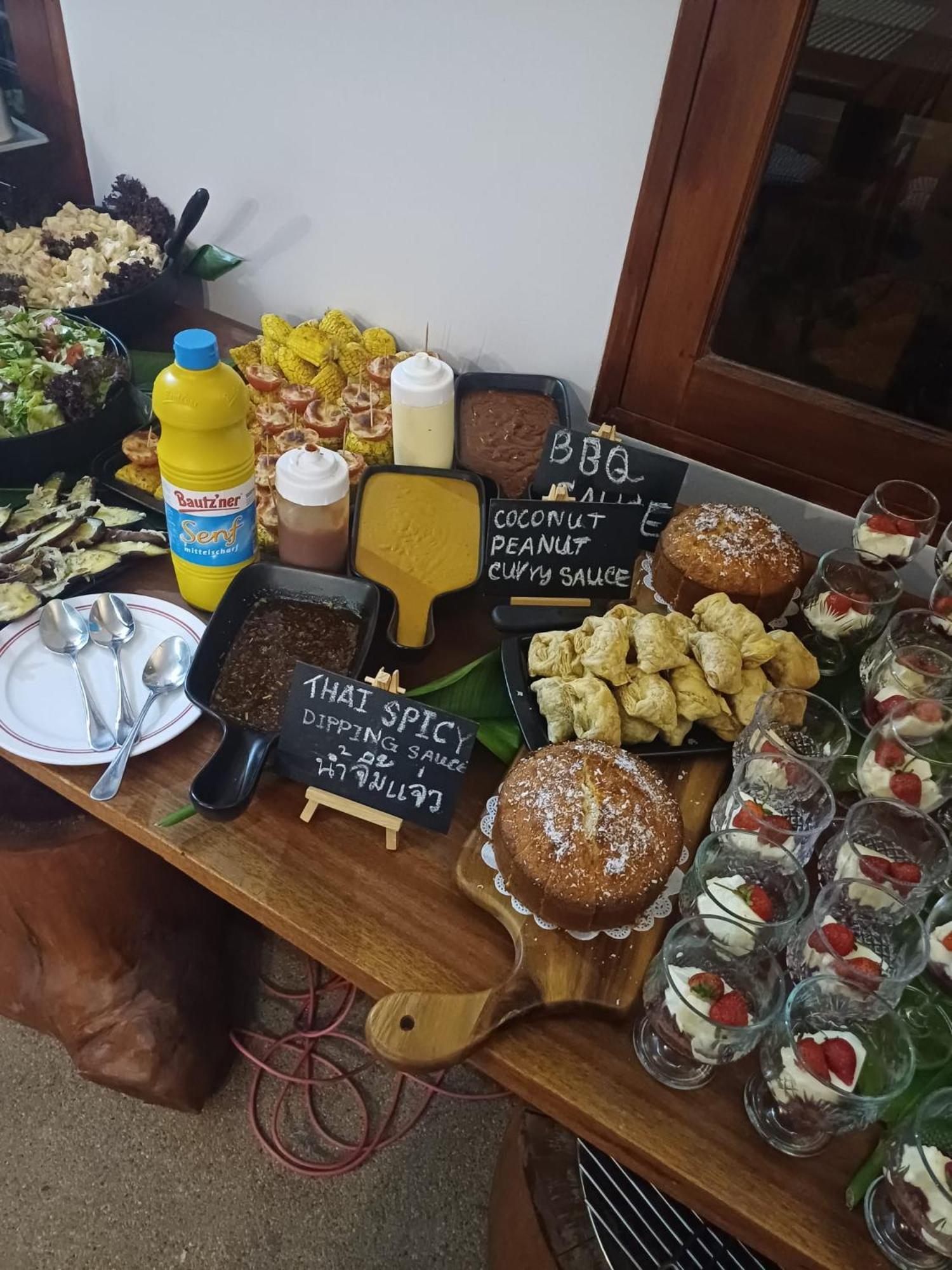 Meyers Hua Hin Hotel Екстериор снимка